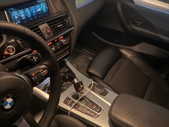 2016 BMW X3 20i xDrive II (F25) Рестайлинг, чёрный, 2300000 рублей - вид 5