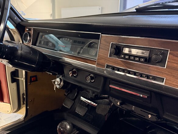 1979 ГАЗ 24 «Волга» 24 I (24), белый - вид 14
