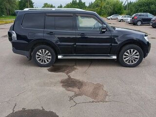 2008 Mitsubishi Pajero IV, чёрный, 1570000 рублей, вид 2
