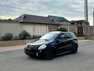 2010 Mercedes-Benz M-Класс AMG 63 AMG II (W164) Рестайлинг, чёрный, 1100000 рублей, вид 4