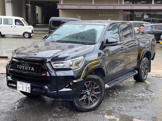 2022 Toyota Hilux VIII Рестайлинг 2, чёрный, 3800200 рублей, вид 1