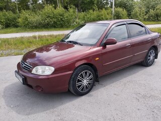 2006 Kia Spectra I Рестайлинг 2, красный, 400000 рублей, вид 1