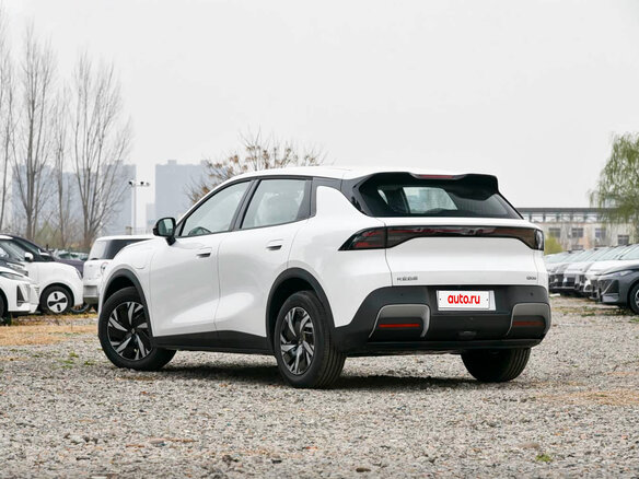 2026 Changan Qiyuan Q05 51.9 kWh II, белый - вид 5