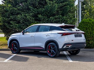2023 Omoda C5 I, белый, 1585000 рублей, вид 4