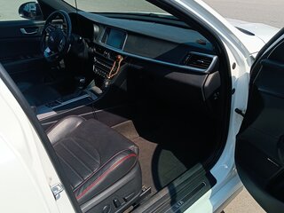 2018 Kia Optima IV Рестайлинг, белый, 1980000 рублей, вид 5