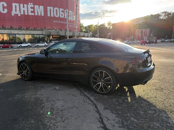 2011 Audi A5 I (8T), коричневый, 1400000 рублей - вид 4