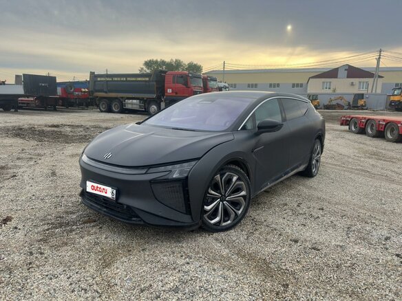 2022 HiPhi X, серый, 4750000 рублей