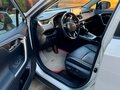 2020 Toyota RAV4 V (XA50), серый, 3050000 рублей - вид 4