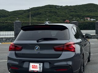 2017 BMW 1 серии 118i II (F20/F21) Рестайлинг 2, серый, 1500000 рублей, вид 4