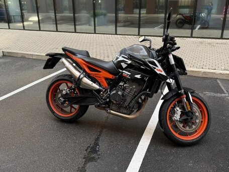 2023 KTM 890 Duke GP, чёрный, 599999 рублей, вид 5