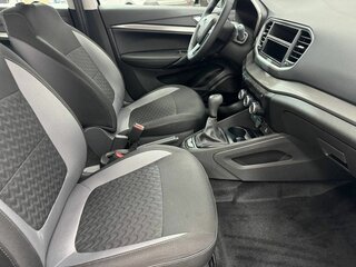 2026 Lada (ВАЗ) Vesta I Рестайлинг (NG), белый, 1576000 рублей, вид 5