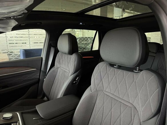2026 Geely Monjaro I Рестайлинг, серебристый, 4954990 рублей - вид 7