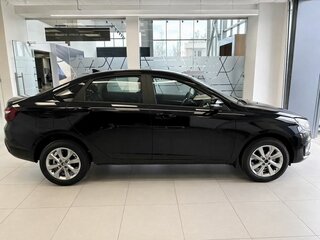 2026 Lada (ВАЗ) Vesta I Рестайлинг (NG), чёрный, 1785000 рублей, вид 4