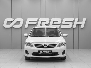 2012 Toyota Corolla X (E140, E150) Рестайлинг, белый, 700000 рублей, вид 3