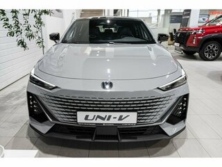 2024 Changan UNI-V I, серый, 3329900 рублей, вид 2