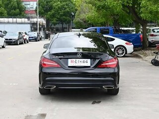 2019 Mercedes-Benz CLA 200 I (C117, X117) Рестайлинг, чёрный, 1520000 рублей, вид 5