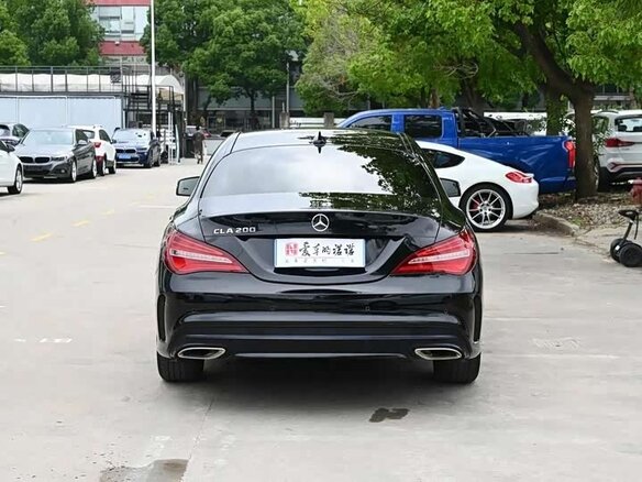 2019 Mercedes-Benz CLA 200 I (C117, X117) Рестайлинг, чёрный, 1520000 рублей - вид 4