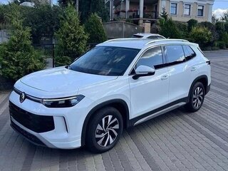 2025 Volkswagen Tiguan III, белый, 3720000 рублей, вид 3