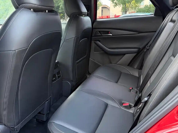 2025 Mazda CX-30 I, чёрный, 2111255 рублей - вид 20