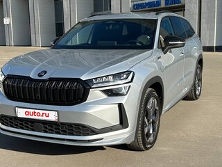 2025 Skoda Kodiaq II, серебристый, 5200000 рублей, вид 5