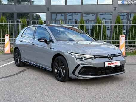 2023 Volkswagen Golf VIII, серый, 2100000 рублей, вид 3