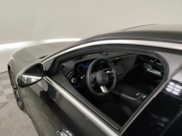 2026 Mercedes-Benz E-Класс 300 VI (W214, S214), серый - вид 16
