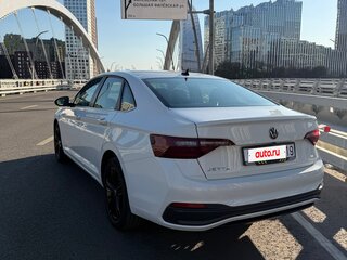 2022 Volkswagen Jetta VII Рестайлинг, белый, 1700000 рублей, вид 4