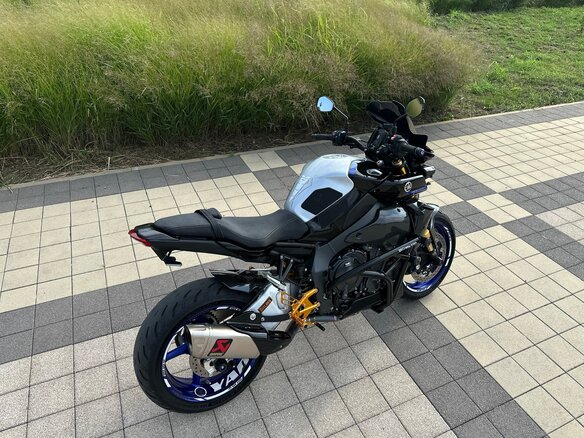 2024 Yamaha MT-10SP, чёрный - вид 5
