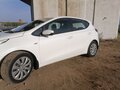 2017 Kia Ceed II Рестайлинг, белый, 1600000 рублей - вид 3