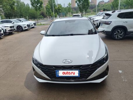 2021 Hyundai Elantra VII (CN7), белый, 1600000 рублей, вид 2