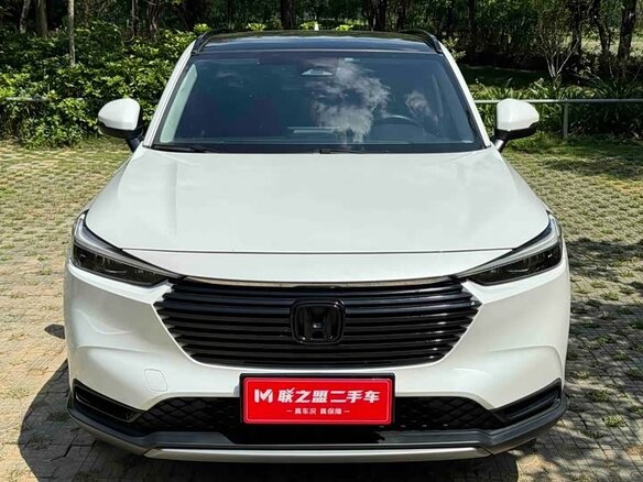 2023 Honda Vezel II, белый - вид 1