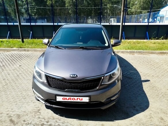 2015 Kia Rio III Рестайлинг, серый, 1100000 рублей - вид 1
