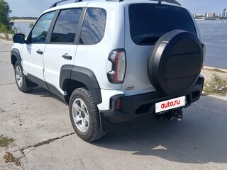 2025 Lada (ВАЗ) Niva Travel I Рестайлинг, белый, 1410000 рублей, вид 5