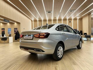 2026 Lada (ВАЗ) Vesta I Рестайлинг (NG), серебристый, 1705000 рублей, вид 4