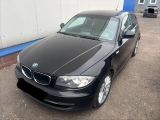 2010 BMW 1 серии 118i I (E81/E82/E87/E88) Рестайлинг, чёрный, 750000 рублей, вид 4