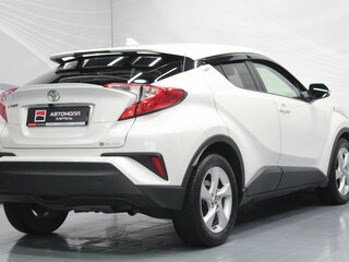 2019 Toyota C-HR I Рестайлинг, белый, 1799000 рублей, вид 5