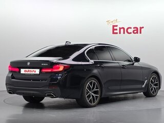 2022 BMW 5 серии 520i VII (G30/G31/G38) Рестайлинг, чёрный, 4340000 рублей, вид 3