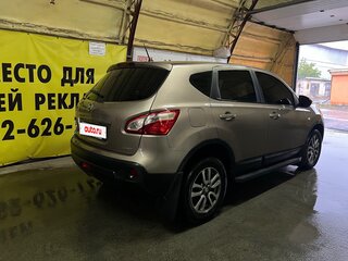 2013 Nissan Qashqai I Рестайлинг, коричневый, 1105000 рублей, вид 4