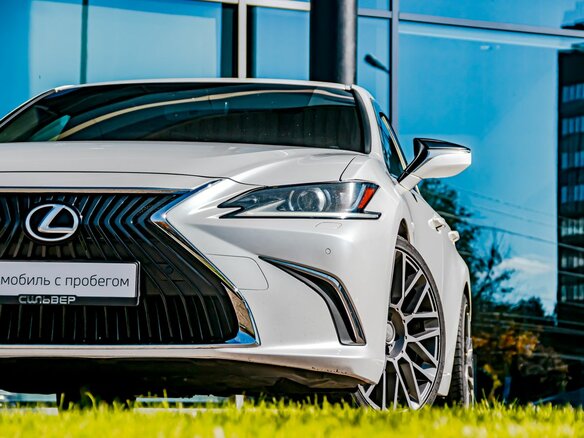 2021 Lexus ES 250 VII, белый, 3180000 рублей - вид 9