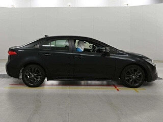 2019 Toyota Corolla XII (E210), чёрный, 1312000 рублей, вид 3