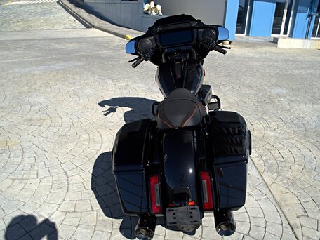 2025 Harley-Davidson CVO Street Glide, серый, 4350000 рублей, вид 5