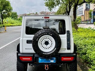 2022 Suzuki Jimny IV, белый, 2850000 рублей, вид 3