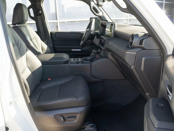 2026 Toyota Land Cruiser Prado 250 Series, белый, 12100000 рублей - вид 13
