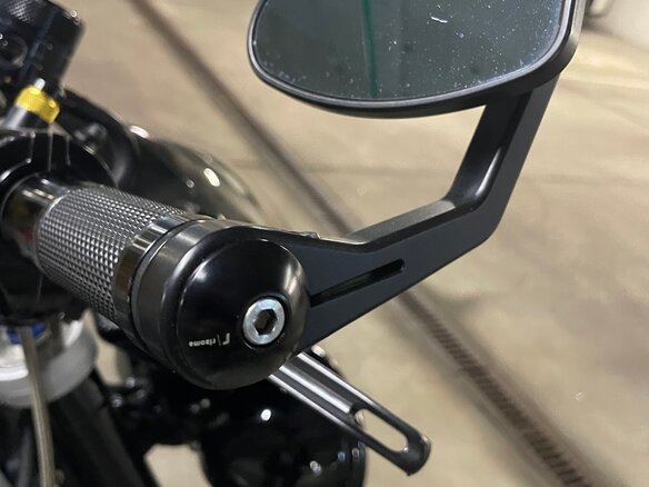 2010 Triumph Speed Triple, чёрный, 575000 рублей - вид 11