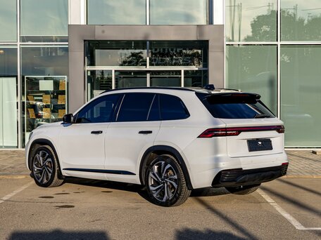 2024 Geely Monjaro I, белый, 3095000 рублей, вид 4