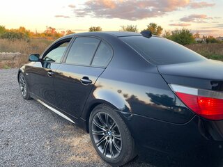 2005 BMW 5 серии 530i V (E60/E61), чёрный, 850000 рублей, вид 5