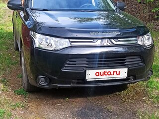 2013 Mitsubishi Outlander III, чёрный, 1590000 рублей, вид 2