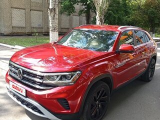 2020 Volkswagen Atlas Cross Sport I, красный, 4000000 рублей, вид 3