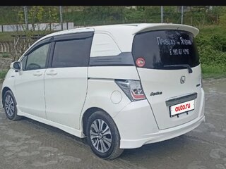2012 Honda Freed Spike I Рестайлинг, белый, 999000 рублей, вид 5