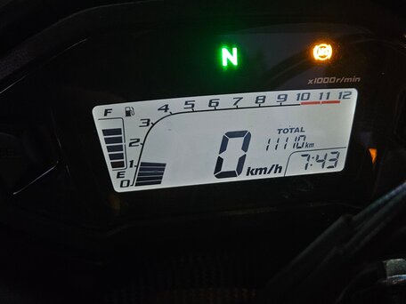 2018 Honda CBR 400R, красный, 620000 рублей, вид 4